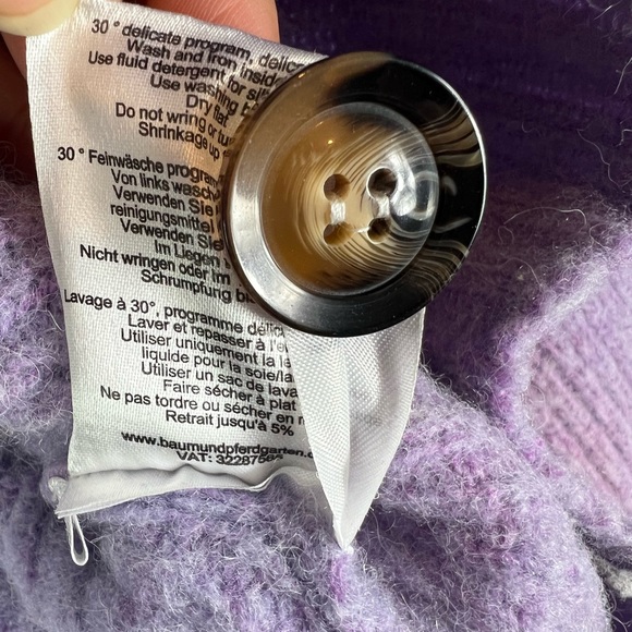 Baum Und Pferdgarten alpaca blend cardigan button closure balloon sleeves. - Picture 11 of 11